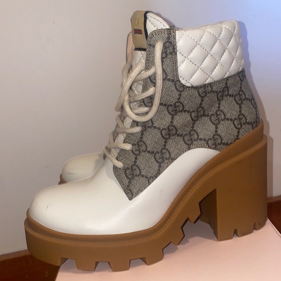 White Gucci heeled boots - Picture 2 of 4